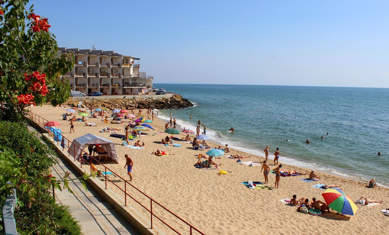 Котеджі На Приватному Пляжу - Совіньон 2024 Odessa Exterior foto